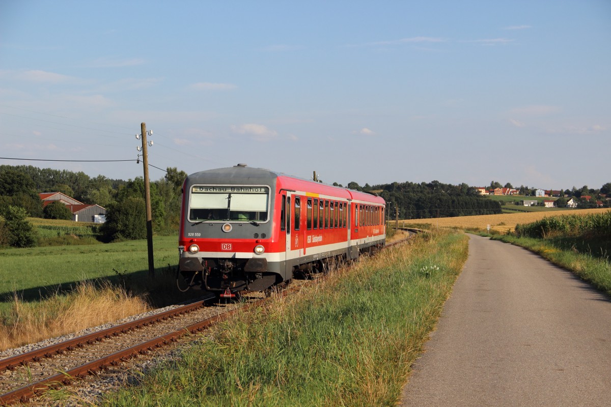 928 559 als S(A) 29330 (Dachau Bahnhof - Altomünster) zwischen Kleinberghofen und Altomünster am 17.08.13