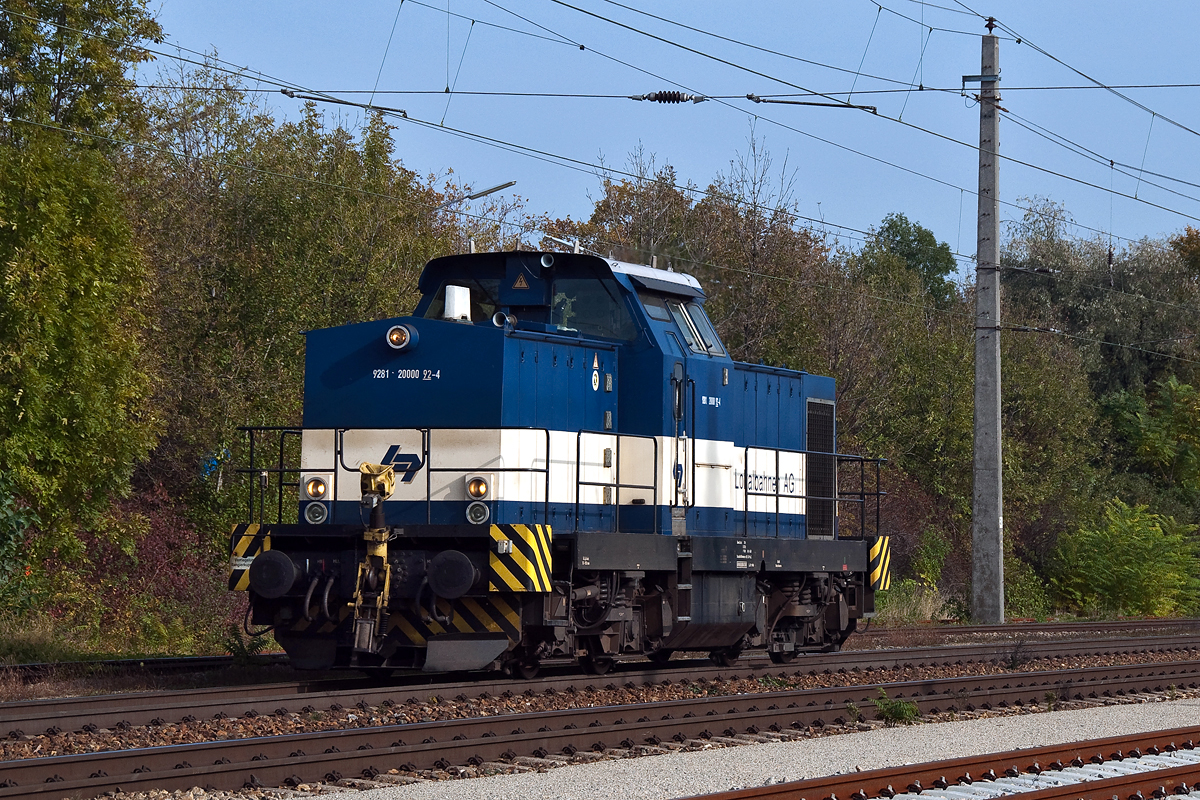 9281 20000 92-4 der Wr. Lokalbahnen AG konnte am 14.10.2013 in Wien Oberlaa fotografisch festgehalten werden.