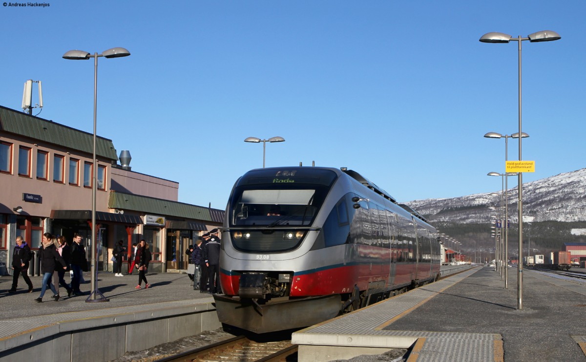 93.08 als D 470 (Bodoe-Mosjoeen) in Fauske 16.3.15