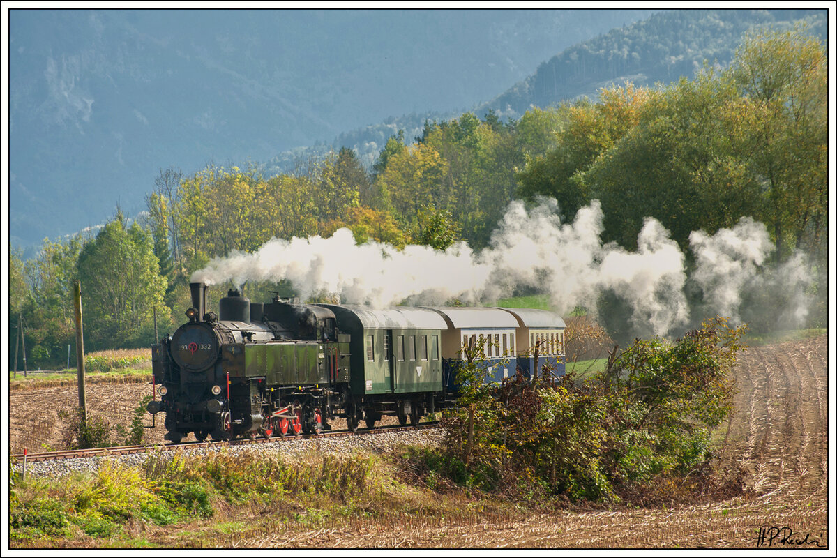93.1332 der NBiK von Ferlach nach Weizelsdorf, ca auf halber Strecke aufgenommen am 9.10.2021.