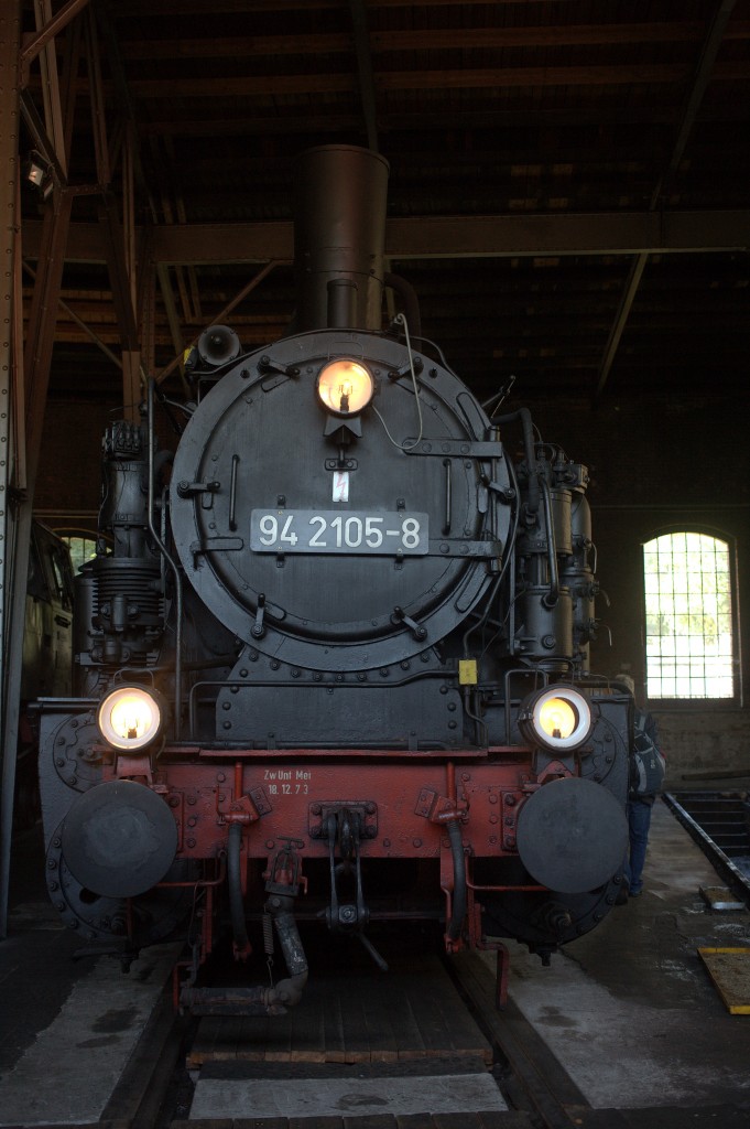 94 2105 - 8 im Lokschuppen Schwarzenberg,Eisenbahn Museum. 04.10.2014 13:38 Uhr.