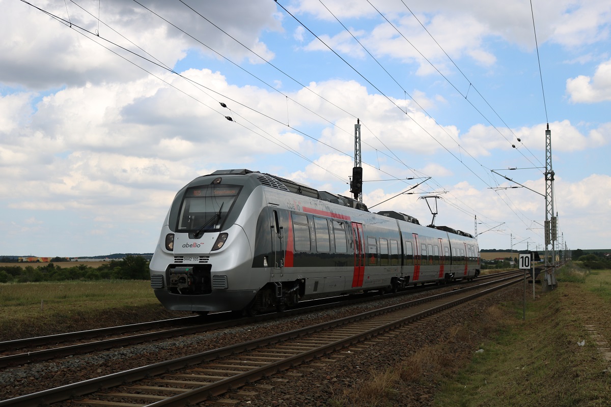 9442 105 (Bombardier Talent 2) von Abellio Rail Mitteldeutschland als RB 74776 (RB75) von Eilenburg nach Lutherstadt Eisleben in Teutschenthal auf der Bahnstrecke Halle–Hann. Münden (KBS 590). [4.7.2017 - 14:54 Uhr]