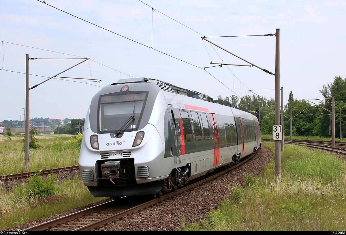 9442 306 (Bombardier Talent 2) von Abellio Rail Mitteldeutschland als RE 74506 (RE17) von Leipzig Hbf nach Erfurt Hbf erreicht den Bahnhof Weißenfels auf Gleis 4.
[16.6.2018 | 11:27 Uhr]