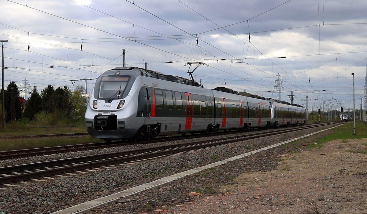 9442 616 (Bombardier Talent 2) von Abellio Rail Mitteldeutschland als RE 74711 (RE9) von Kassel-Wilhelmshöhe nach Halle(Saale)Hbf am Bahnhof Angersdorf auf der Bahnstrecke Halle–Hann. Münden (KBS 590). [11.4.2017 - 16:46 Uhr]