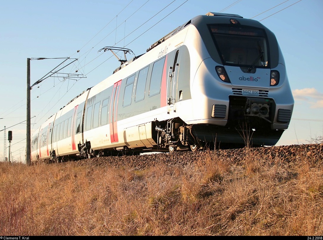 9442 806 (Bombardier Talent 2) von Abellio Rail Mitteldeutschland als RB 74783 (RB75) von Lutherstadt Eisleben nach Halle(Saale)Hbf fährt am Roßgraben in Angersdorf auf der Bahnstrecke Halle–Hann. Münden (KBS 590). [24.2.2018 | 16:17 Uhr]