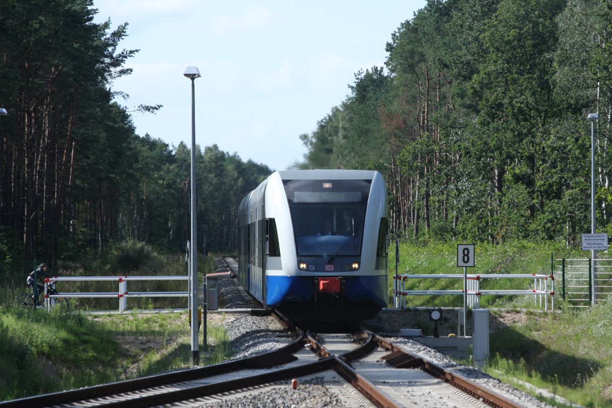 946 106 + 649 113 Einfahrt Swinoujscie Centrum 14.08.2009