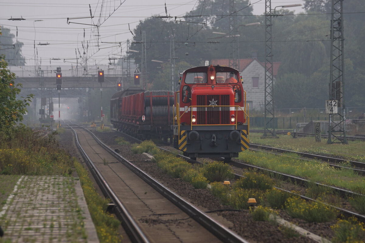 98 80 3607 115-3 der VLO (Verkehrsgesellschaft Landkreis Osnabrück)am 17. September 2021 beim Rangierdienst im Bahnhof Bohmte.