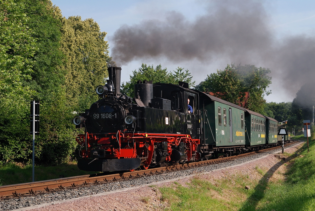 99 1608 mit P5000 in Malter (Weieritztalbahn) [17.07.2013]