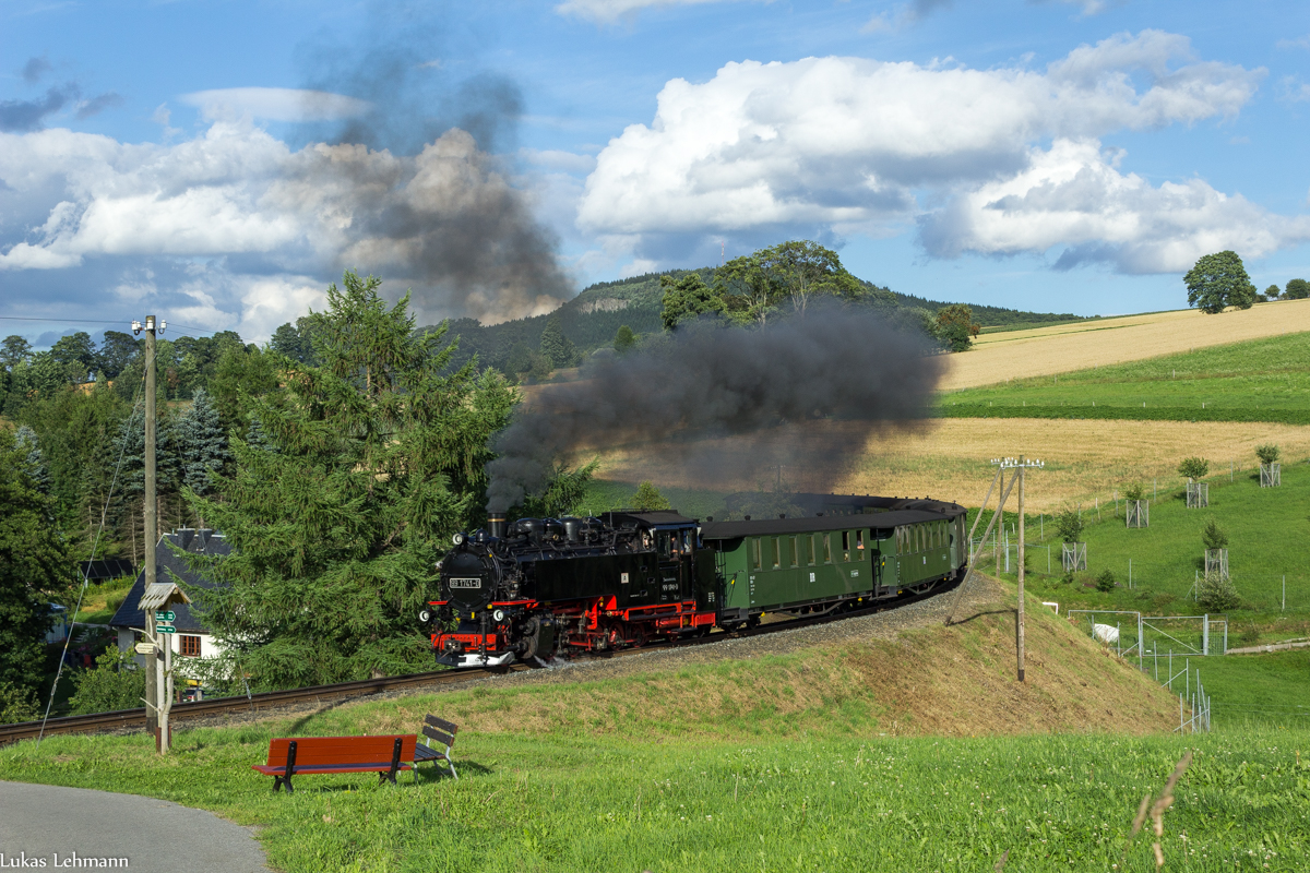 99 1741 mit der DR-Ganitur bei der Cranzahler Fotokurve, 28.7.17