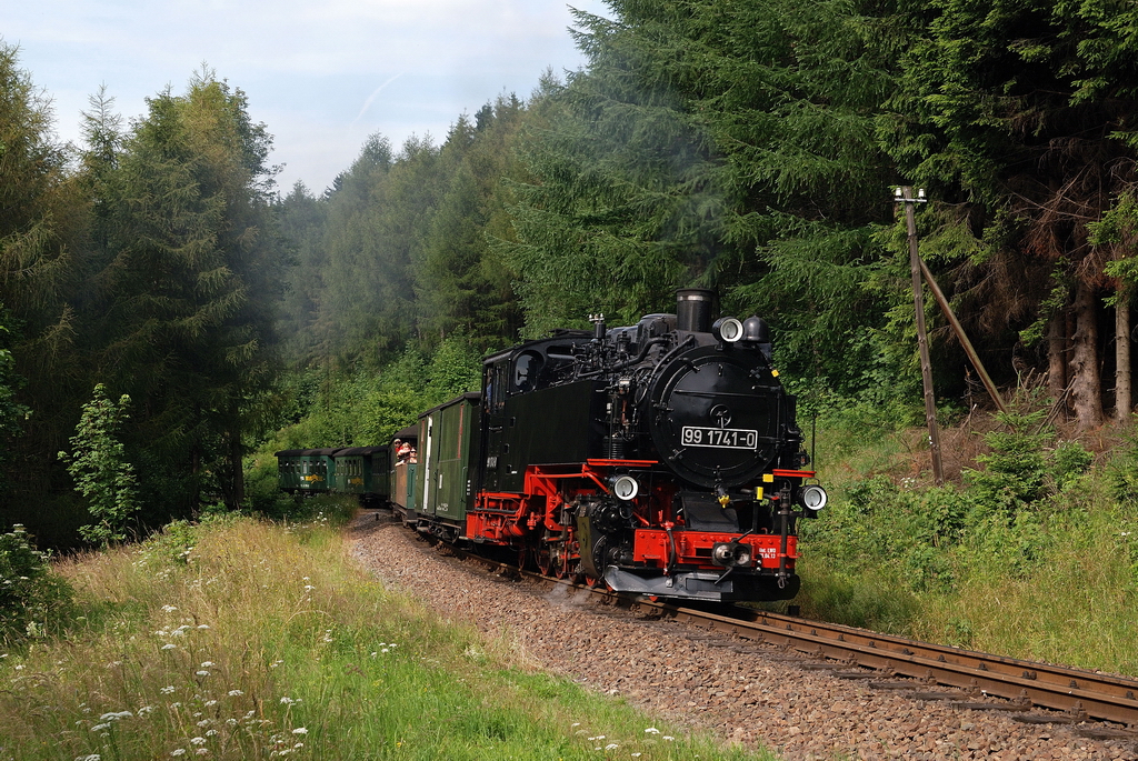 99 1741 mit P1009 in Unterneudorf (Fichtelbergbahn) [16.07.2013]
