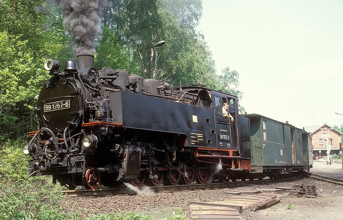 99 1757  Bertsdorf  15.05.90