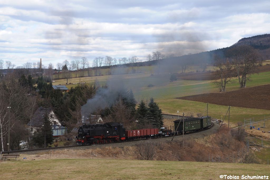 99 1773 mit Az84023 am 14.04.2013 bei Cranzahl