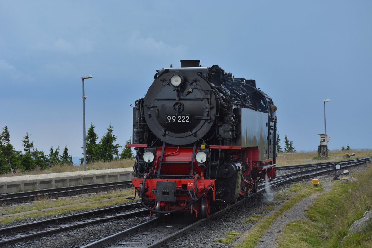 99 222 beim rangieren auf dem Brocken.

22.07.2016