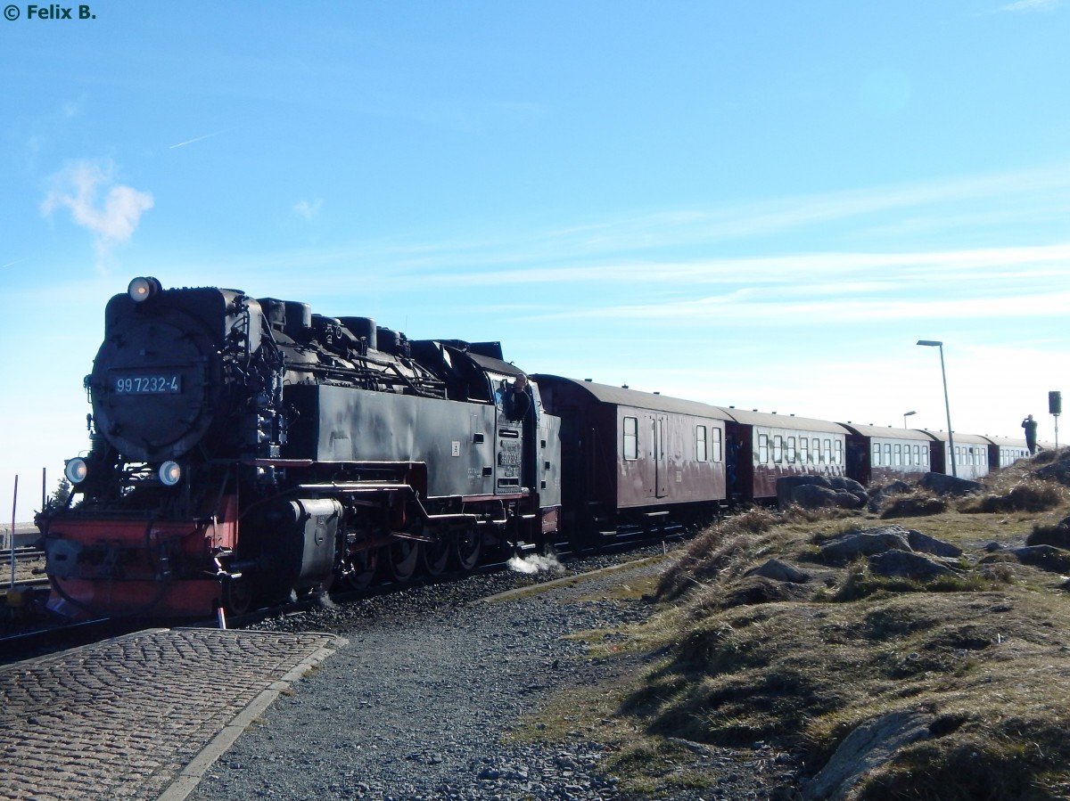 99 7232-4 der HSB auf dem Brocken am 28.10.2015
