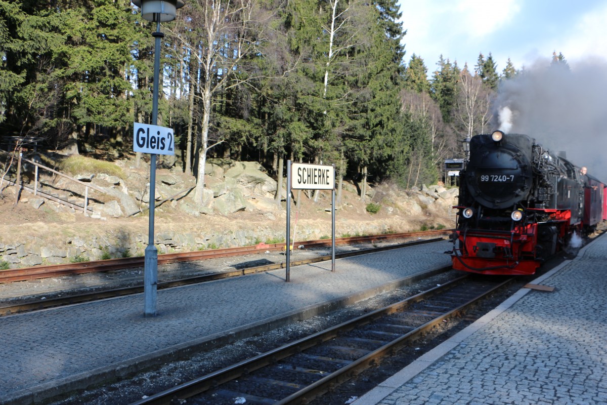 99 7240 7 bei der Fahrt von Wernigerode zum Brocken am 21.03.2015 in Schierke