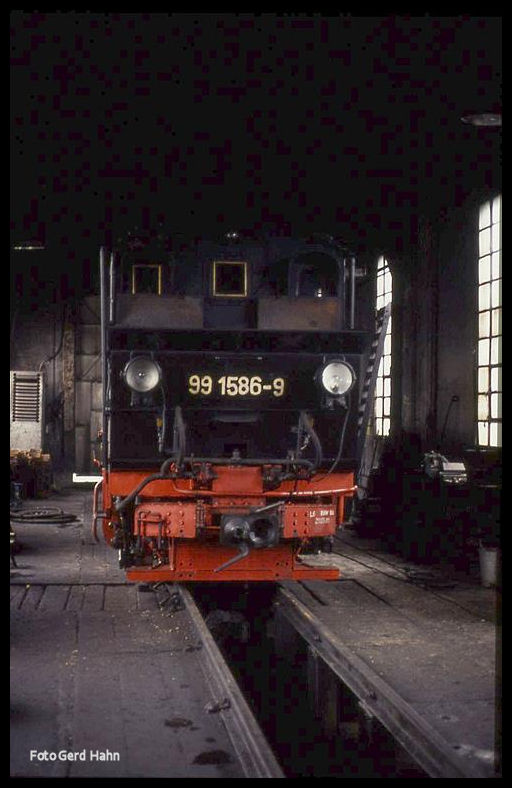 991586 am 6.6.1991 im Lokschuppen in Oberwiesenthal.