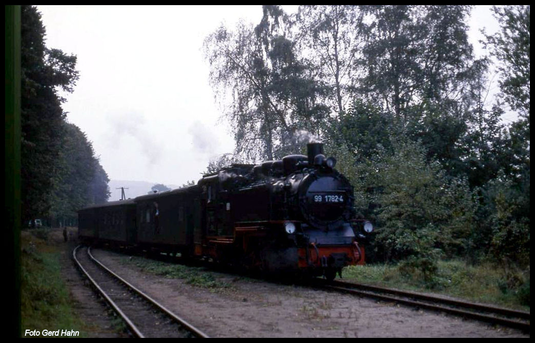 991782 erreicht hier mit dem P 14106 am 4.10.1991 um 09.13 Uhr Binz.