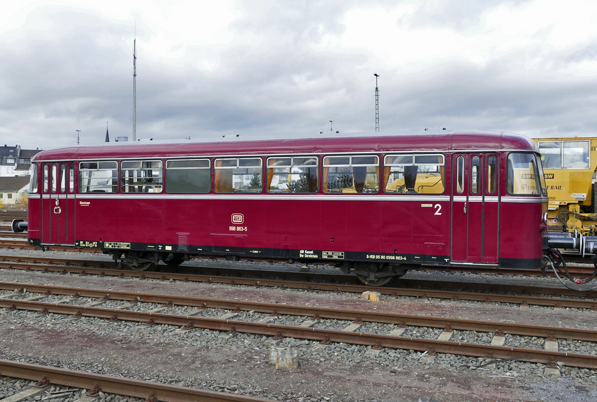 998 863-5 der VEB im Bf Euskirchen - 23.11.2017