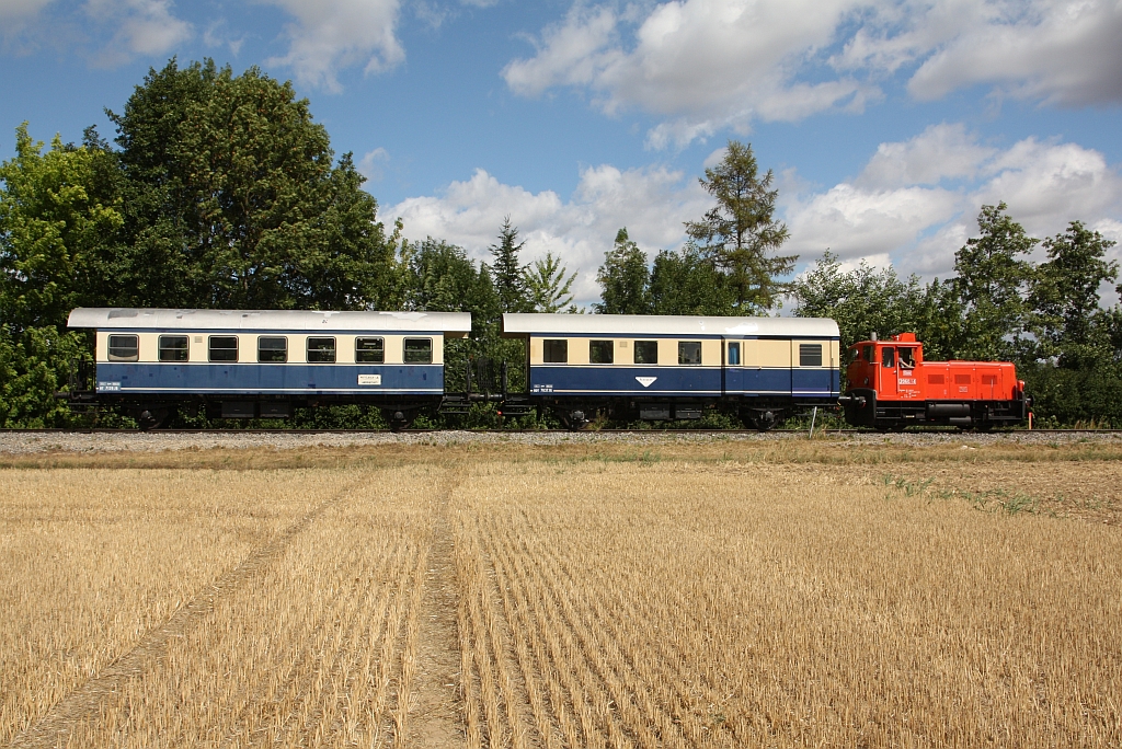 A-BIF 2060.14 am 22.August 2026 w�hrend des zweit�gigem Fotospezial  Dieselnostalgie im Weinviertel  kurz nach der Haltestelle Ebersdorf.