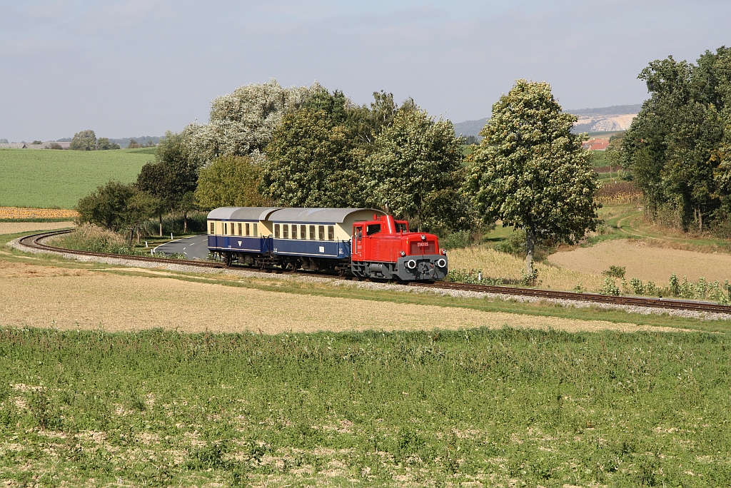 A-BIF 2062.53 am 03.Okt. 2021 als Nebenfahrt 14720 (Ernstbrunn - Würnitz-Hetzmannsdorf) beim Km 23,6 der Lokalbahn Korneuburg - Hohenau.