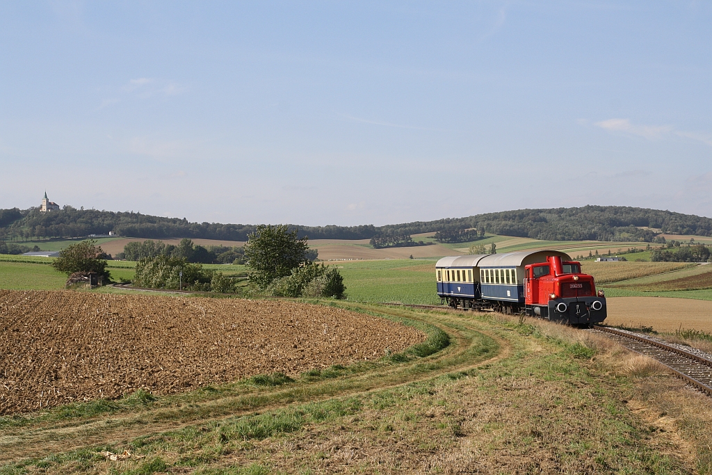A-BIF 2062.53 am 03.Okt. 2021 als Nebenfahrt 14720 (Ernstbrunn - Würnitz-Hetzmannsdorf) beim Km 18,4 der Lokalbahn Korneuburg - Hohenau.