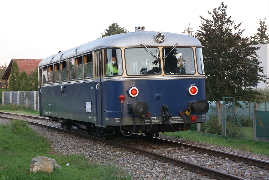 A-EBBEV 5081 055-3 am 02.Okt. 2021 beim Km 1,0 der Kaltenleutgebener Bahn.