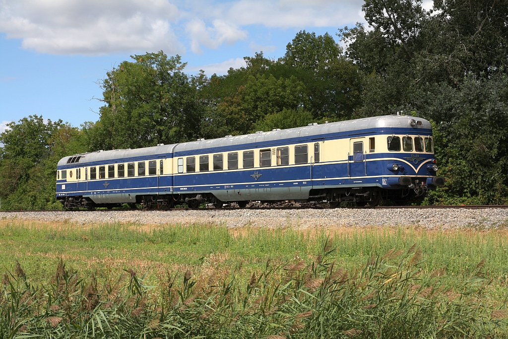 A-OSEK 5145.11 + 6645.02 am 22.August 2026 w�hrend des zweit�gigem Fotospezial  Dieselnostalgie im Weinviertel  kurz nach der Haltestelle Ebersdorf.