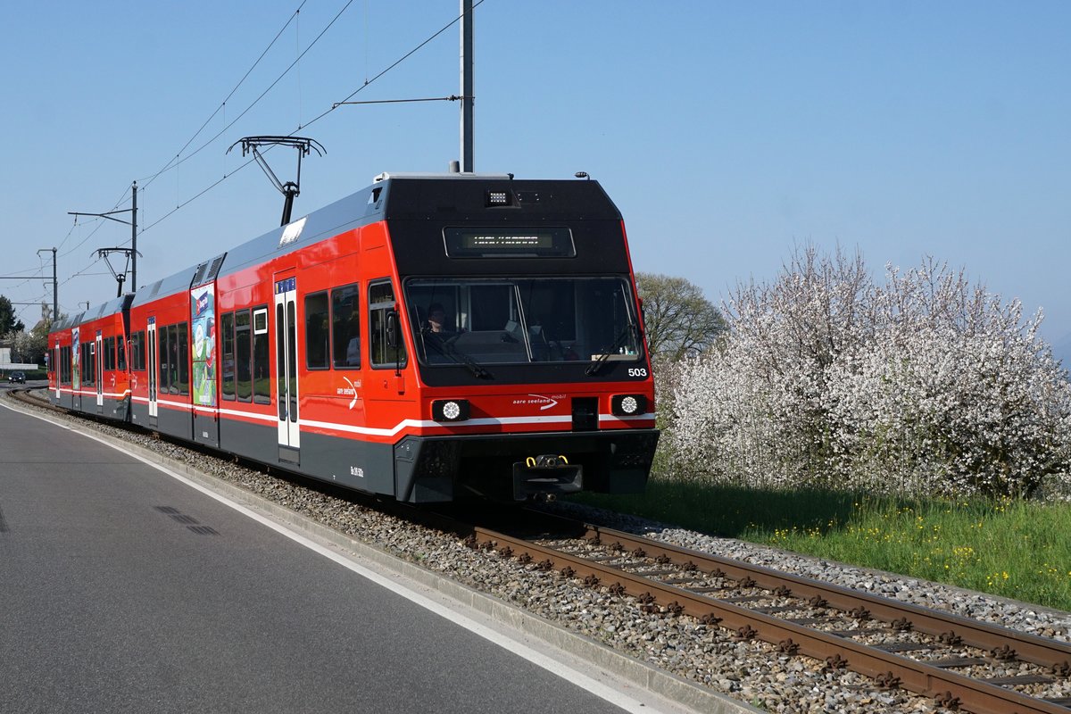 Aare Seeland mobil/ASm.
BTI GTW 2/6 Doppeltraktionen mit neuem und altem Anstrich auf Blustfahrt im Seeland am 13. April 2020.
Foto: Walter Ruetsch