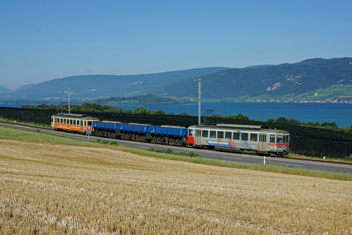 Aare Seeland mobil/BTI.
Impressionen der Seelinie vom 5. August 2020.
Kieszug mit Be 4/4 304  WIEDLISBACH  und Be 4/4 302 bei Mörigen.
Foto: Walter Ruetsch