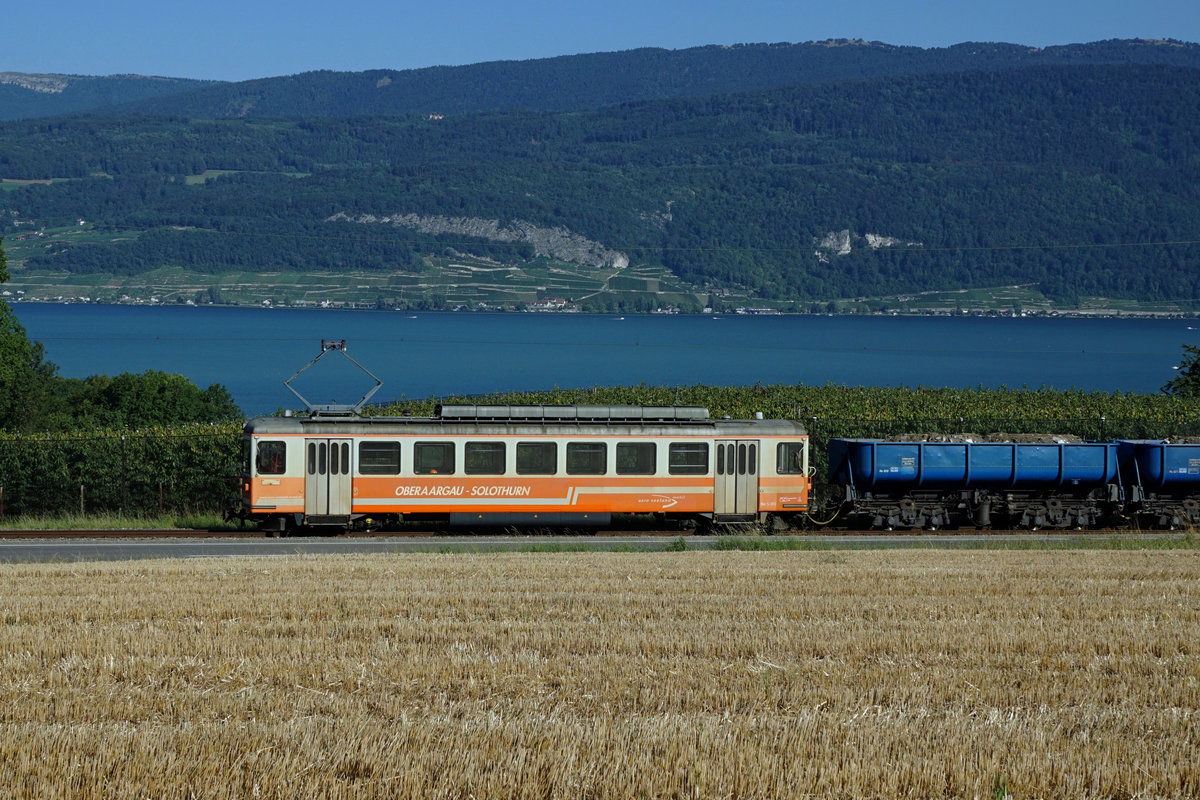 Aare Seeland mobil/BTI.
Impressionen der Seelinie vom 5. August 2020.
Kieszug mit Be 4/4 304  WIEDLISBACH  und Be 4/4 302 bei Mörigen.
Foto: Walter Ruetsch
