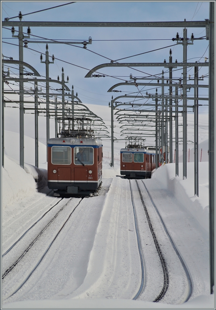 Ab Riffelberg führt die Strecke Doppelspurig Richtung Gornergrat. 
27. Feb. 2014
