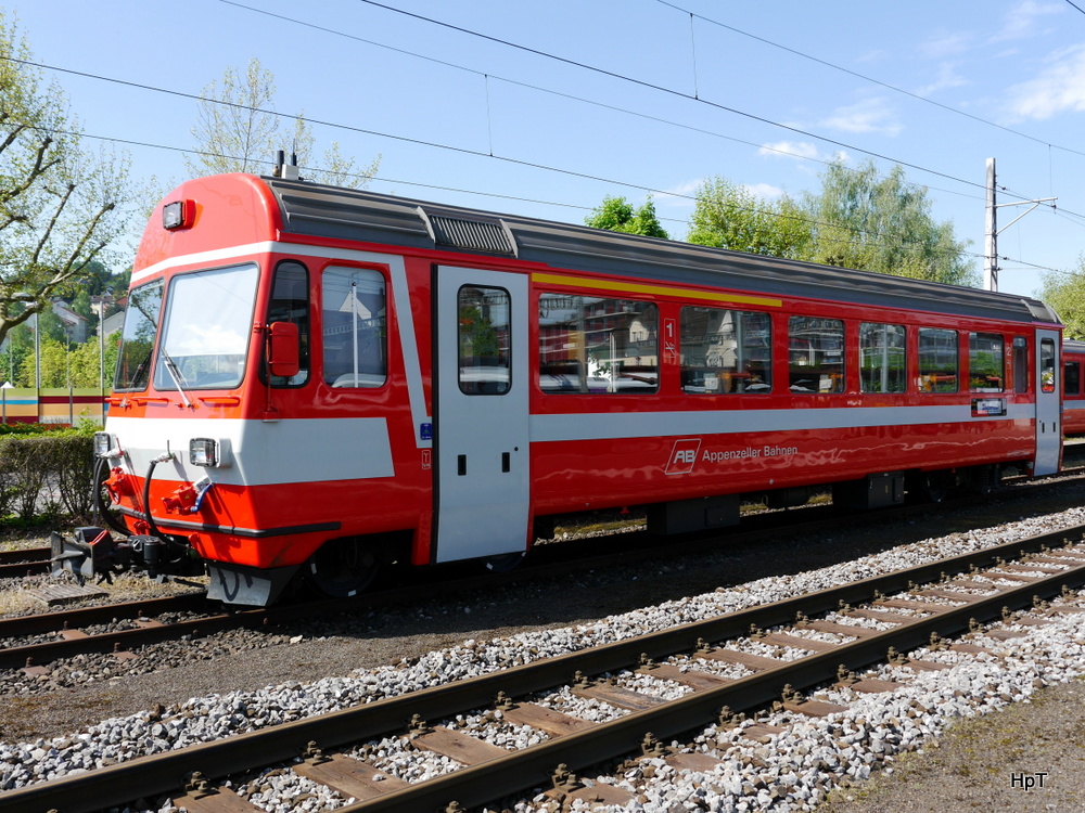 AB - Steuerwagen  ABt 117 abgestellt im Bahnhof Gossau am 19.05.2014