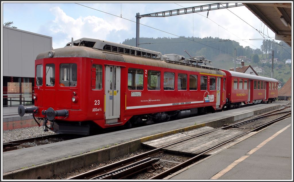 ABDeh 2/4 23 und Bt 31 in Heiden. (18.08.2015)