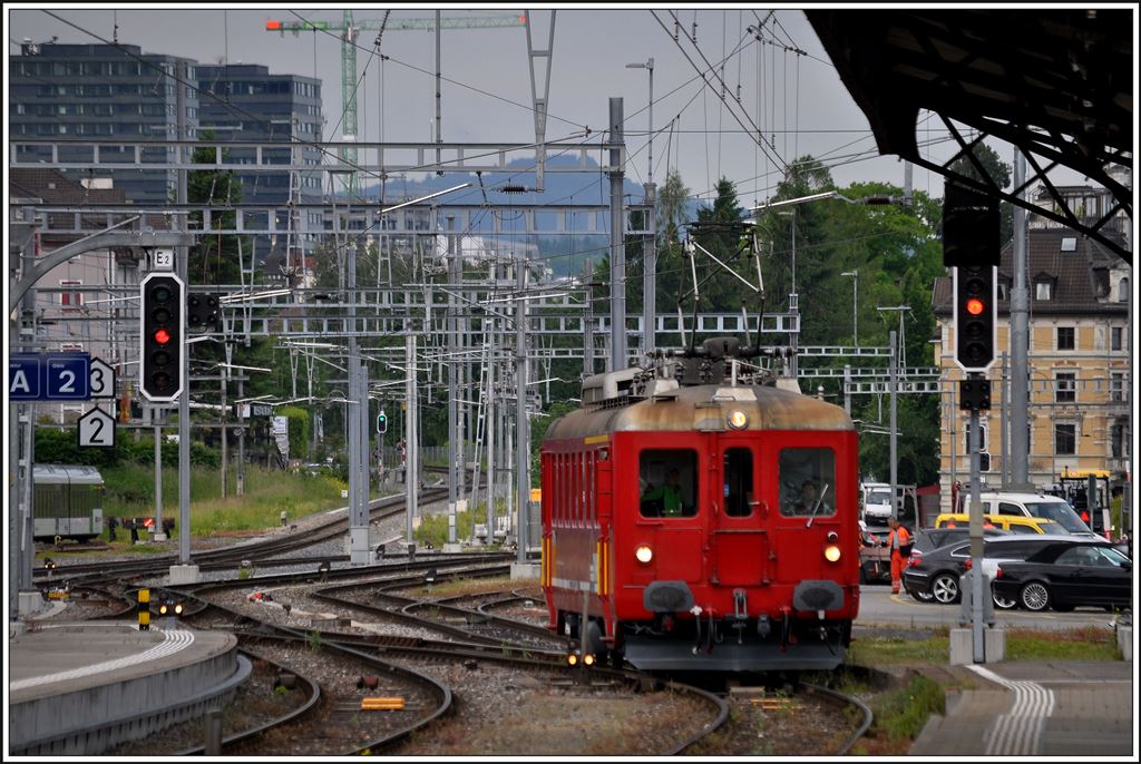 ABDeh 2/4 23 kommt vom ^Hafen zurück nach Rorschach. (26.05.2014)
