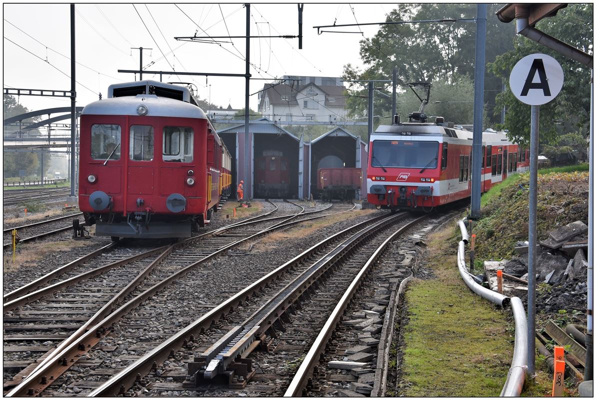 ABDeh 2/4 24, im Depot DZeh 2/4 22 und BDeh 3/6 25 auf dem Weg nach Heiden. (09.10.2018)