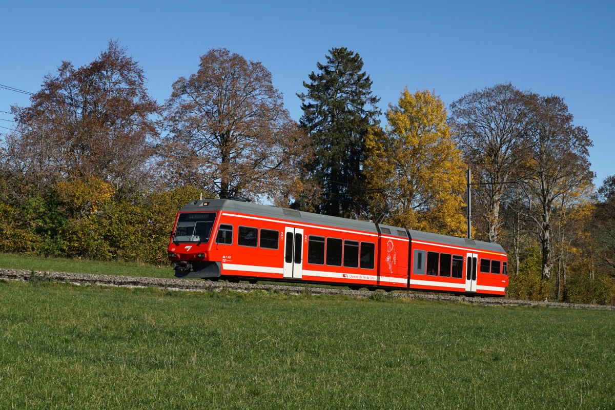 ABe 2/6 633 verlässt am 29.10.2016 Les Reussilles in Richtung Le Noirmont.