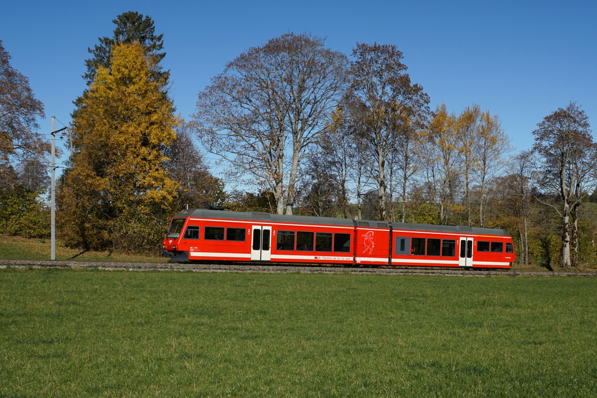 ABe 2/6 634 verlässt am 29.10.2016 Les Reussilles als Regionalzug 148 in Richtung Le Noirmont.