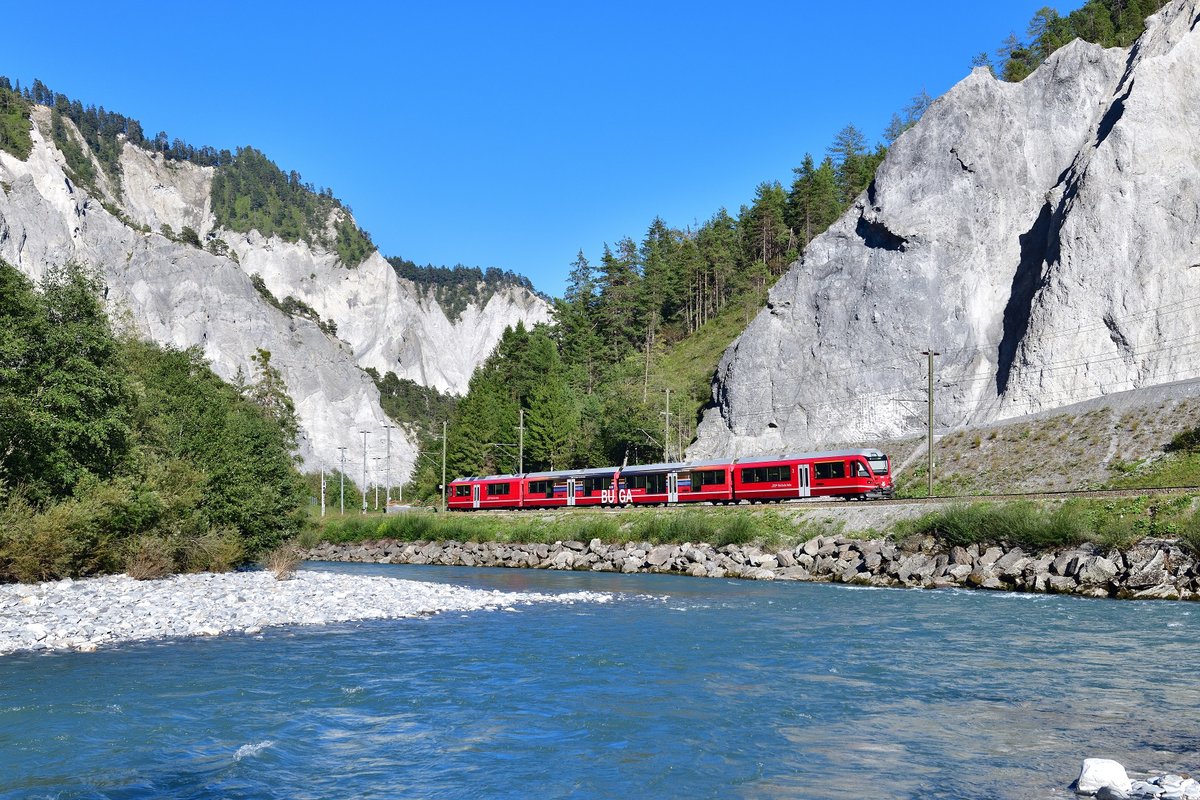 ABe 4/16 3105 am 09.09.2020 bei Versam.