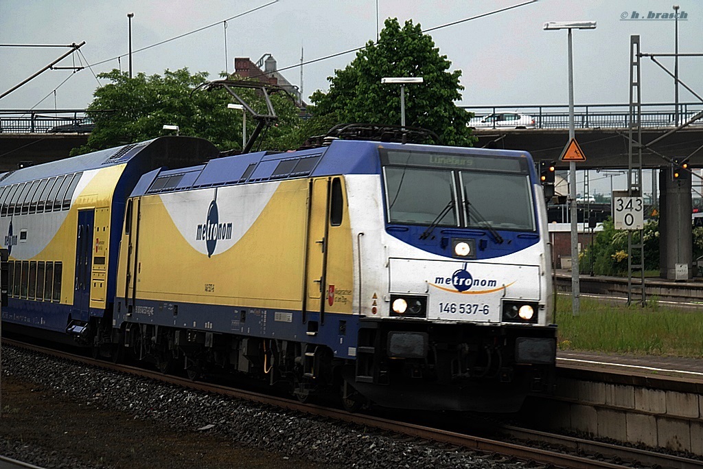 abfahrt der 146 537-6 von hh-harburg,mit den metronom nach lüneburg am 25.05.14  