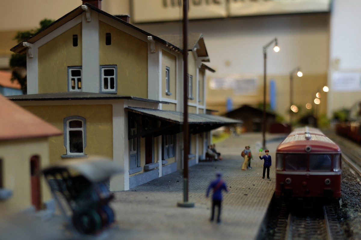 Abfahrt! (Bahnhofsmodell Tirschenreuth), 03.04.2015