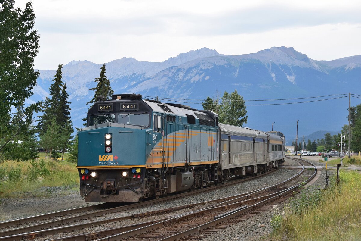 Abfahrt für den Zug nach Prince Rupert in Jasper mit 6441.

Jasper 19.08.2022