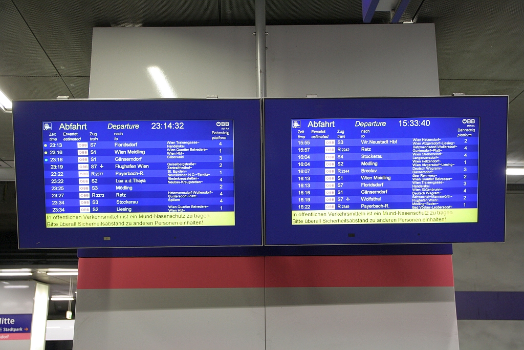 Abfahrtsmonitore auf Gleis 1 im Bahnhof Wien Mitte am 20.Juni 2020 um 15:33. Beim Betrachten der beiden Monitore ging mir unwillkürlich der Begriff  kritische Infrastruktur  durch den Kopf.