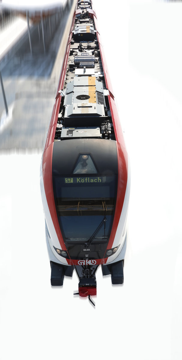 Abflug von Bahnsteig 1 

Experiment mit Photoshop. 

S7 bei der Ausfahrt vom Bahnhof Voitsberg am 28.02.2018