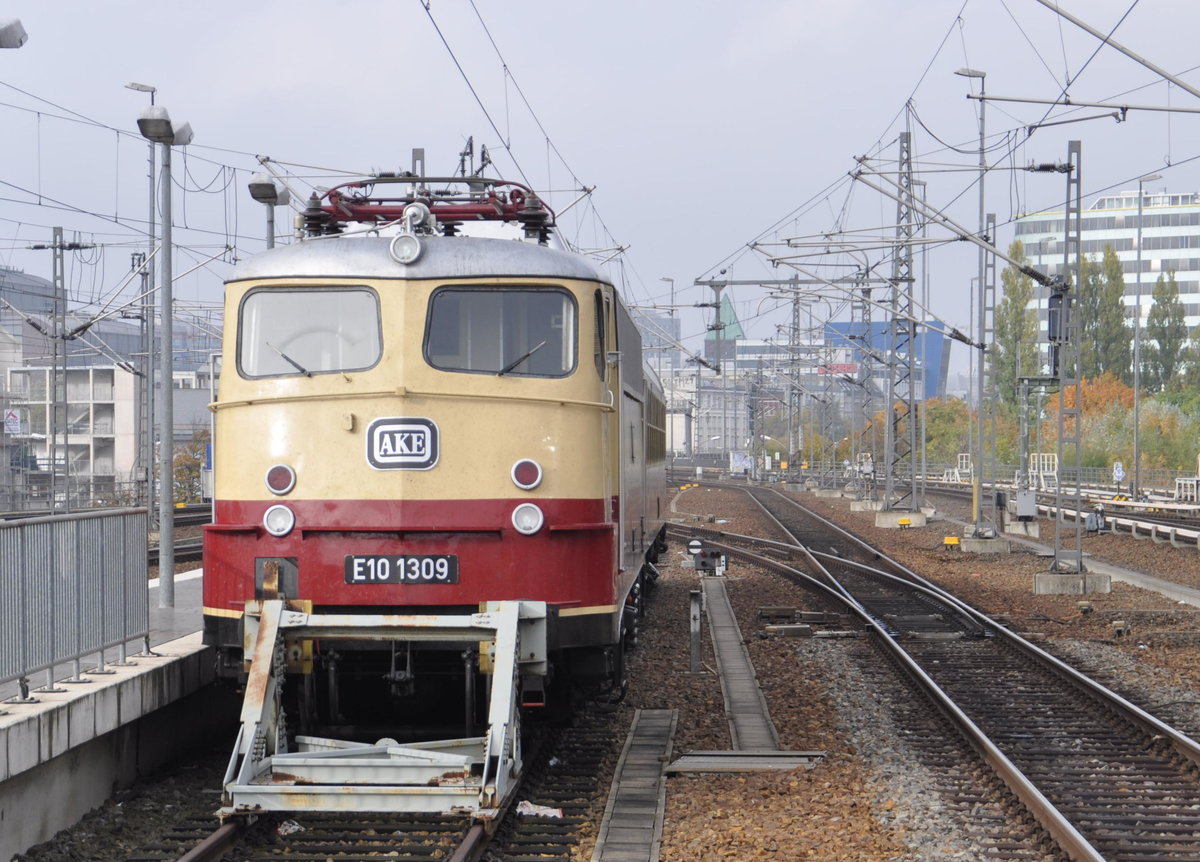 Abgestellt am Berliner Ostbahnhof auf Gleis 116 aufgenommen am 22.10.2016