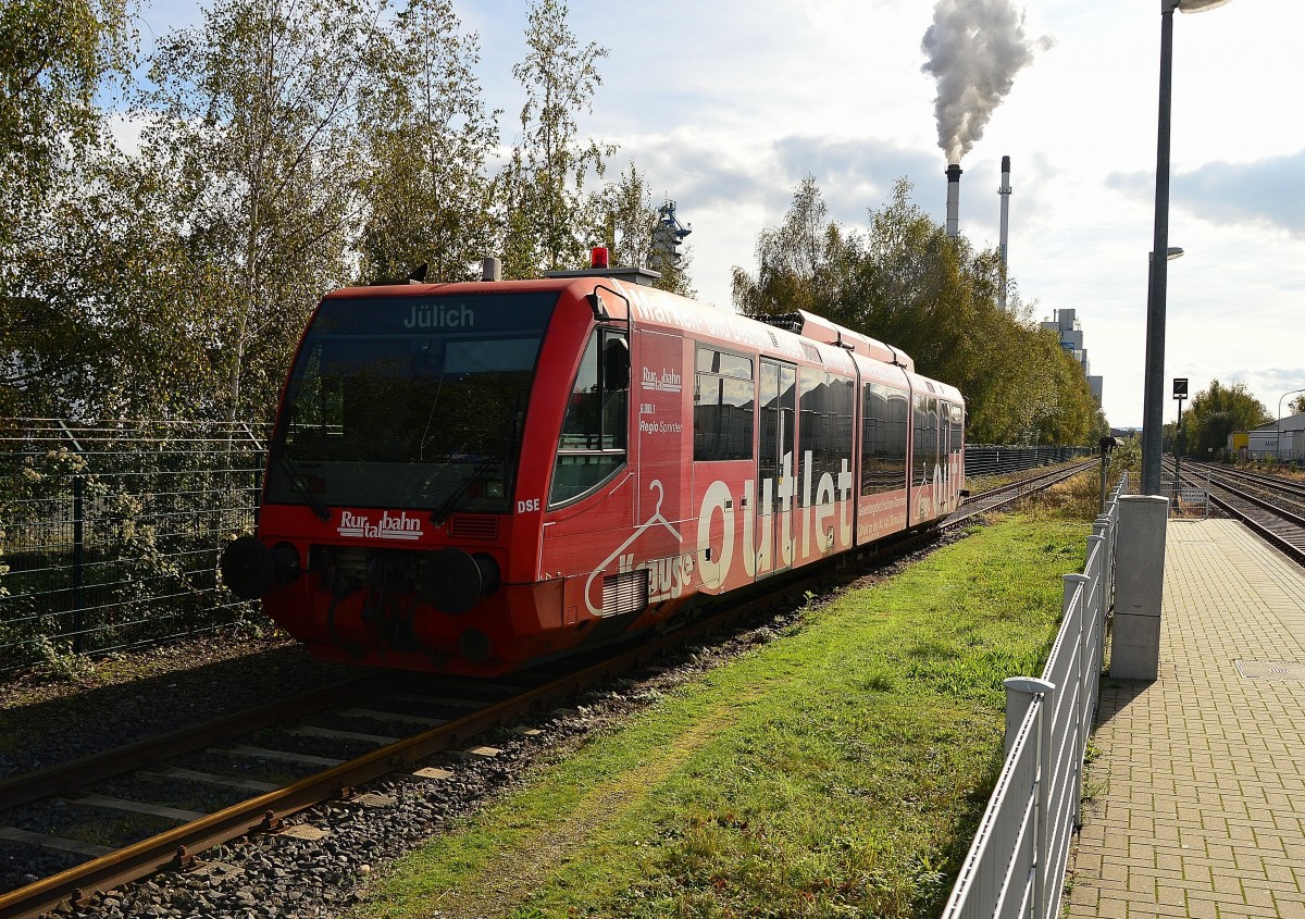 Abgestellt in Jülich steht der RTB VT 6.005 am Sonntag den 26.10.2014