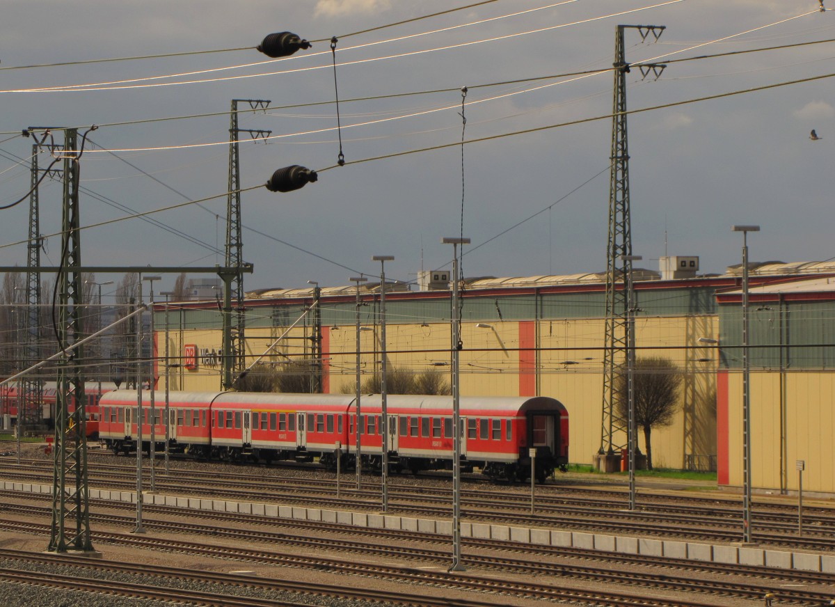 Abgestellte By-Wagen am 11.04.2015 im DB Werk Erfurt.