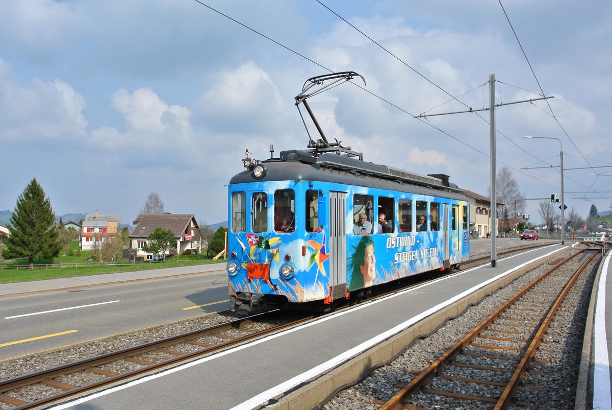 Abschiedsfahrt des BDe 4/4 Nr. 7 der Trogenerbahn, im Bild bei Durchfahrt in Bendlehn, 03.04.2017.