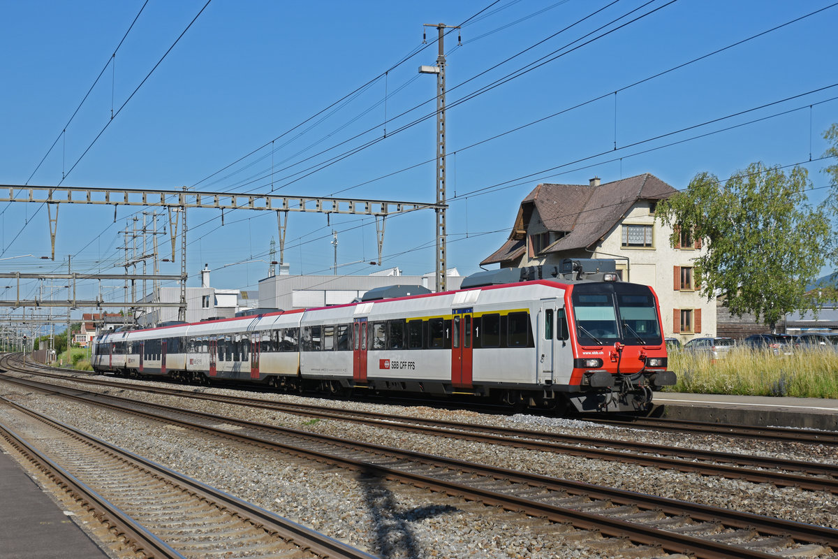 ABt NPZ Domino 50 85 39-43 887-1, auf der S29, fährt beim Bahnhof Rupperswil ein. Die Aufnahme stammt vom 24.06.2020.