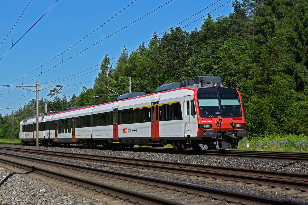 ABt NPZ Domino 50 85 39-43 875-6, auf der S23, fährt Richtung Bahnhof Rupperswil. Die Aufnahme stammt vom 15.06.2021.