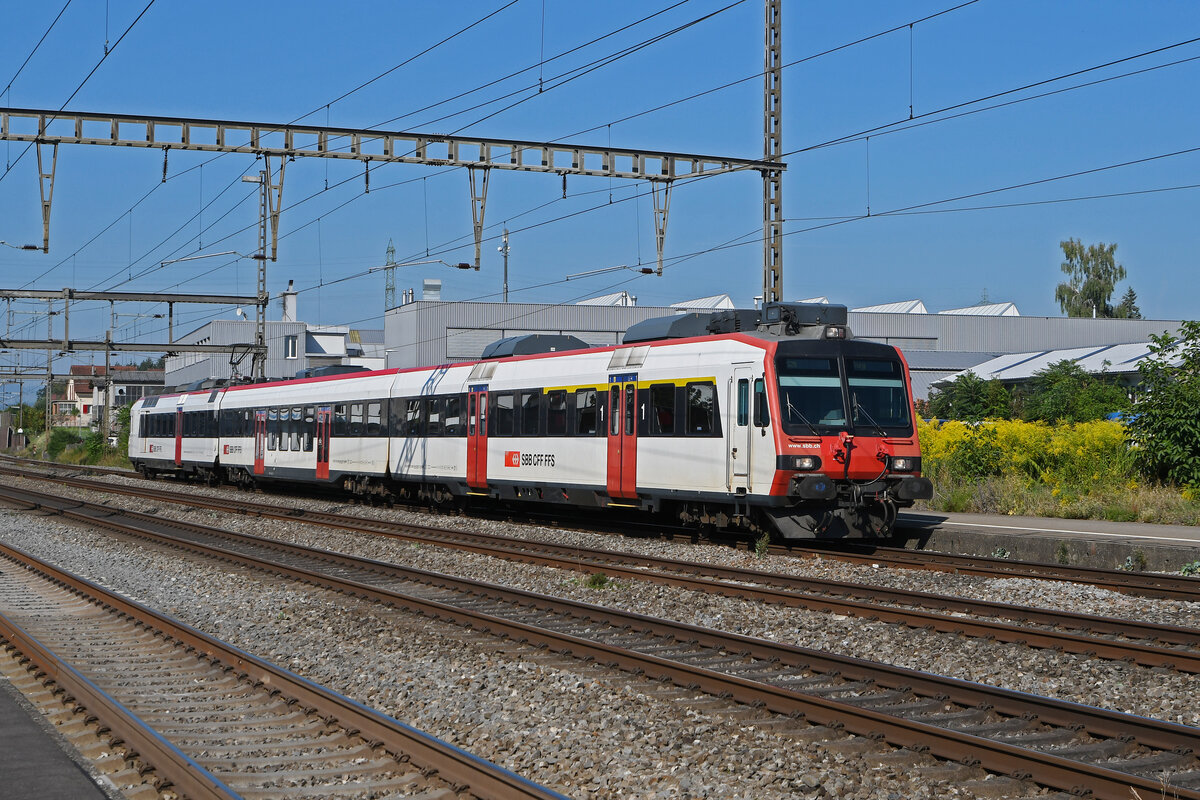 ABt NPZ Domino 50 85 39-43 815-2, auf der S29, fährt am 22.08.2023 beim Bahnhof Rupperswil ein.